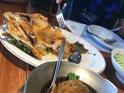 แหลมเจริญซีฟู้ด สาขา เซนทรัลเวิร์ลด์