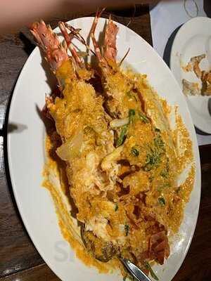 แหลมเจริญซีฟู้ด สาขา เซนทรัลเวิร์ลด์