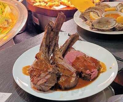 The Dining Room At Grand Hyatt Erawan Bangkok