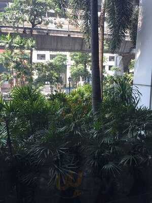 The Dining Room At Grand Hyatt Erawan Bangkok