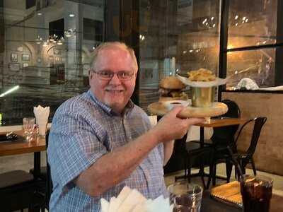 New York Style Steak & Burger