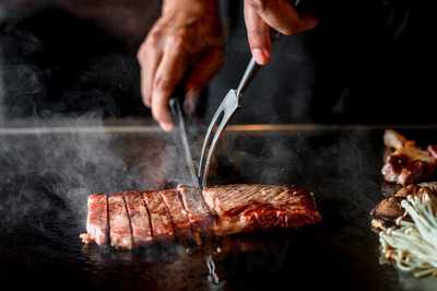 นามิ เทปปันยากิ สเต็กเฮ้าส์