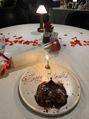 Medici Kitchen & Bar