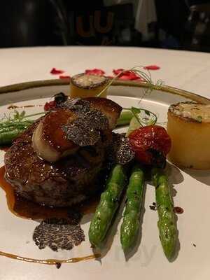 Medici Kitchen & Bar