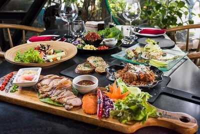 Indulge Fusion Food & Cocktail Bar