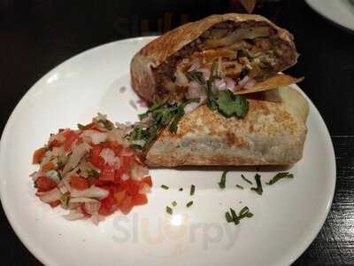 Tacos & Salsa Mexican Bar And Restaurant Sukhumvit 18