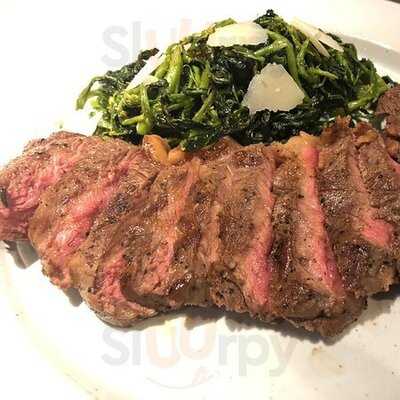 Pizza Massilia - Ruam Rudee Restaurant