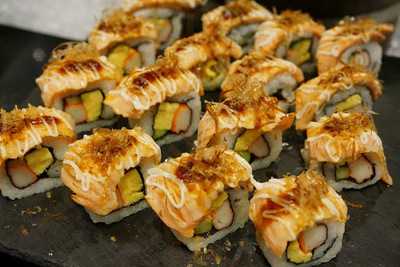 เดอะสแควร์ เรสเตอรองท์ โนโวเทล เเบงคอก เพลินจิต สุขุมวิท