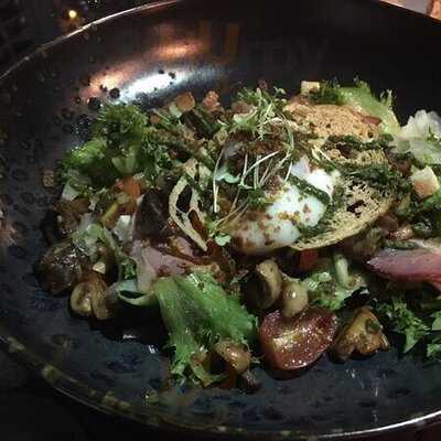 Scarlett Wine Bar & Restaurant