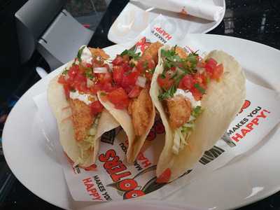 Hooters Bangkok Soi 15