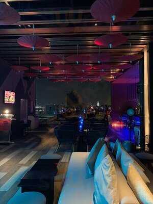 Redsquare Rooftop Bar