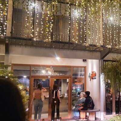 ร้านอาหาร บ้านส้มตำ