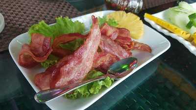 Palm 18 Bar & Restaurant