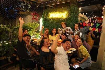 ร้านพาเลท บาร์