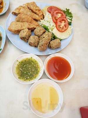 Sornthong Seafood Restaurant