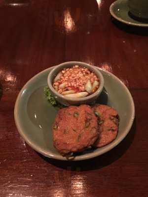 ร้านอาหาร ธาราทอง