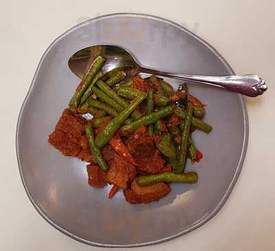 คั่วกลิ้งผักสด - สาขา ประสานมิตร