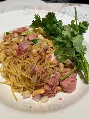 Greyhound Cafe (central Chidlom)