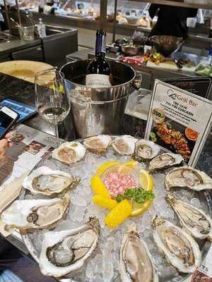 Central Chidlom Food Loft