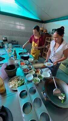 Green Garden Cooking School