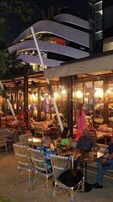 Escape Bangkok - Emquartier