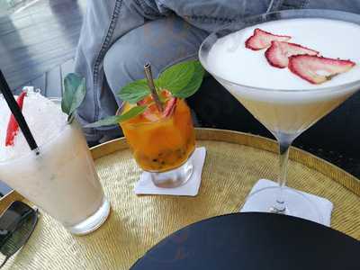 Bai Yun Restaurant At Banyan Tree Bangkok Hotel