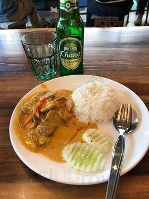 Baan Thatien Cafe