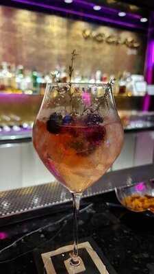 วูบาร์ แอท ดับเบิ้ลยู แบงคอก