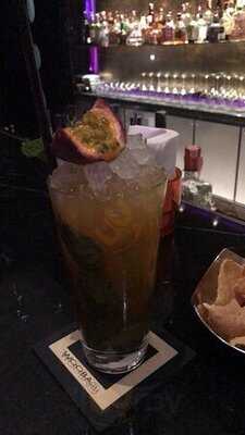 วูบาร์ แอท ดับเบิ้ลยู แบงคอก