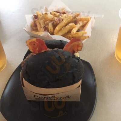 เพเพอร์บัทเทอร์ & เดอะเบอร์เกอร์