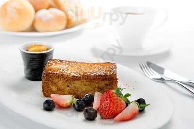 Up & Above Restaurant And Bar