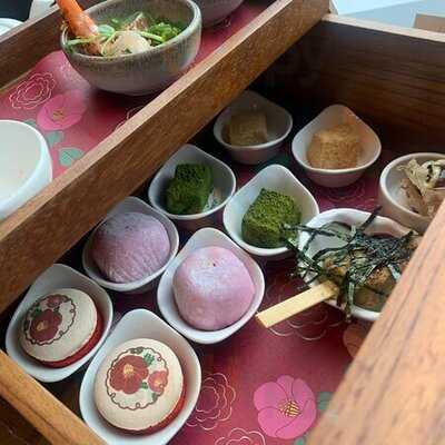 Up & Above Restaurant And Bar