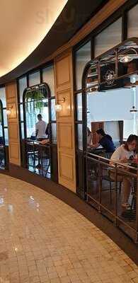 Kub Kao Kub Pla - Emquartier