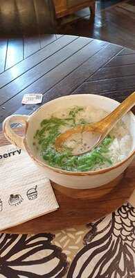 Kub Kao Kub Pla - Emquartier