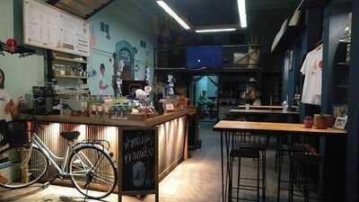 แสงหวัน ซูวีเนี่ยน คาเฟ่