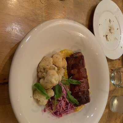 Seven Spoons Bar And Restaurant