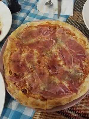 Lido Italian Restaurant & Pizzeria