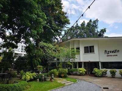 Pizzazo Bistro