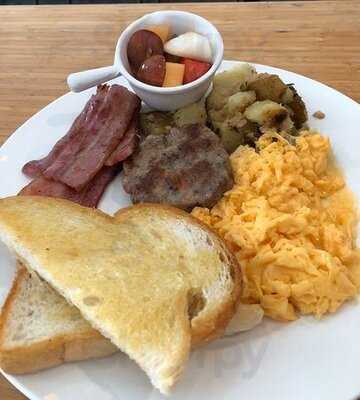 Breakfast Story Phrom Phong