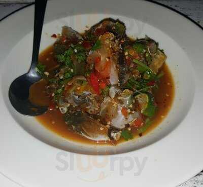 เก้าอี้ขาว