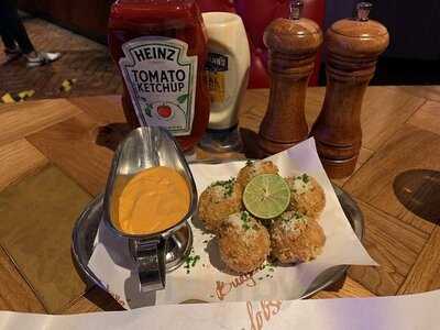 Burger & Lobster - Gaysorn Plaza