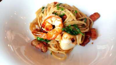 ชีพแชงค์ พับบลิค เฮ้าส์