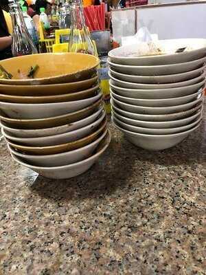 ร้านสุดยอดก๋วยเตี๋ยวเรือป๋ายักษ์