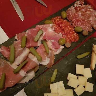 ไวน์ เซลล่าร์ พัทยา