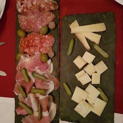 ไวน์ เซลล่าร์ พัทยา