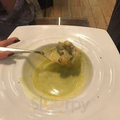 รัฟฟิโน เรสเตอรองท์ & เล้าจ์