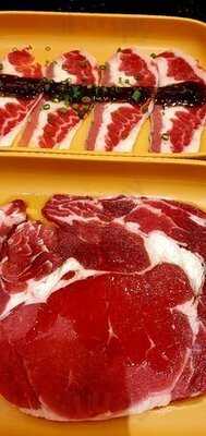 อากะ สาขา เซ็นทรัลเฟสติวัล พัทยา บีช