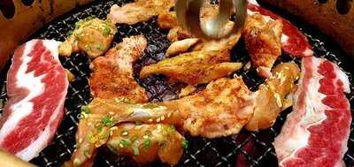 อากะ สาขา เซ็นทรัลเฟสติวัล พัทยา บีช