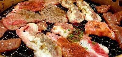 อากะ สาขา เซ็นทรัลเฟสติวัล พัทยา บีช