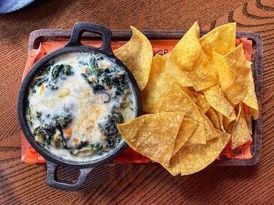 Cali-mex Bar & Grill - Soi 22 (sukhumvit)